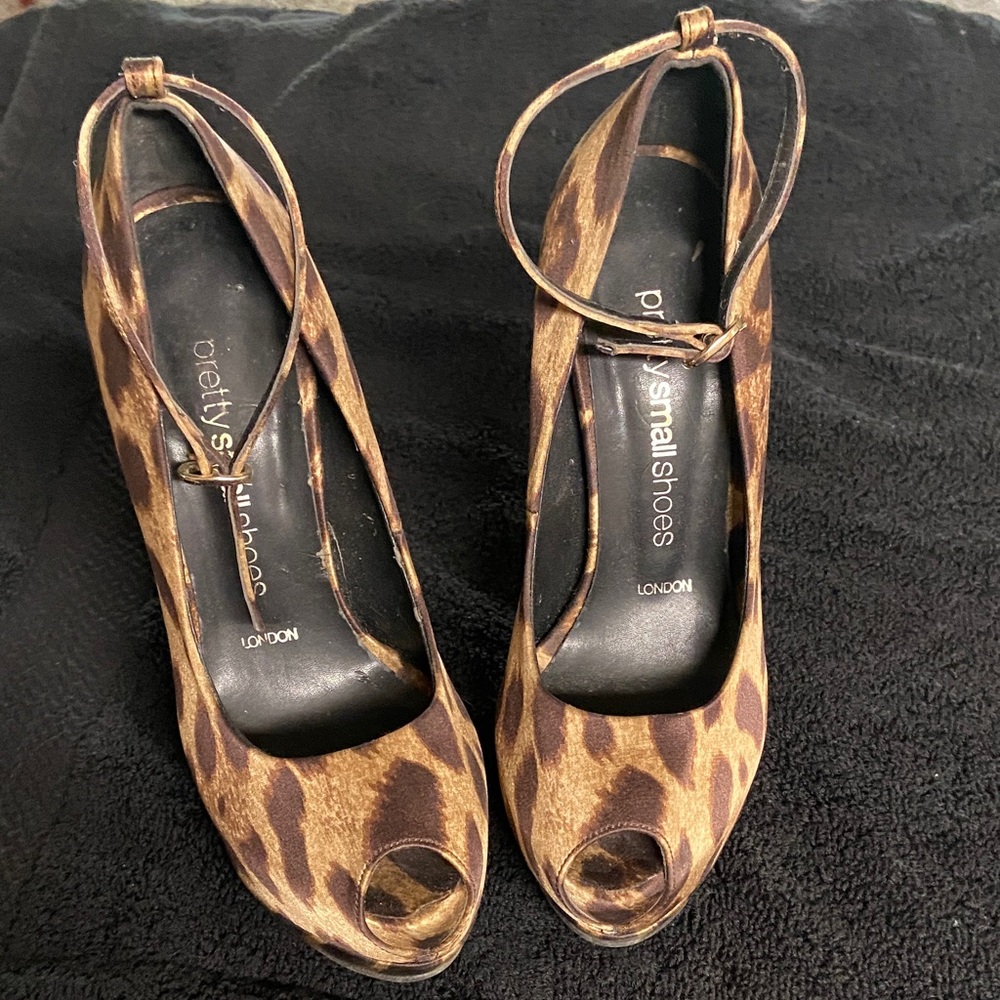 Leopard Print Peep Toe Heels